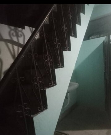 Staircase in 1 RK Independent House at Aliganj – for Rent