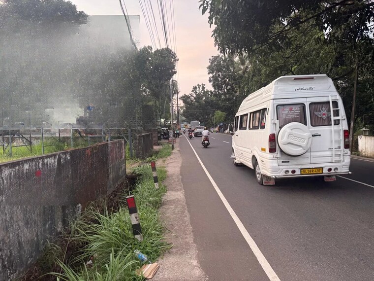 undefined, kuriachira Commercial Land 9583 Sq.Ft. In Kuriachira Thrissur 9604300