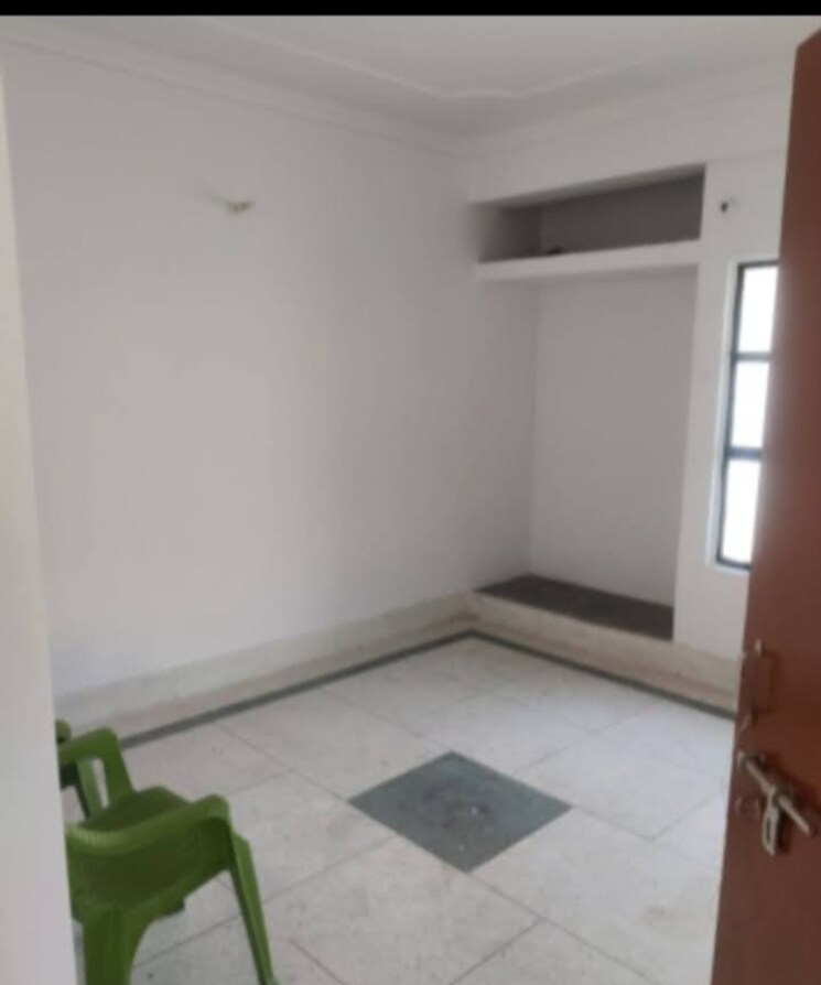 Room, aliganj 2 Bedroom 630 Sq.Ft. Independent House In Aliganj Lucknow 9604342
