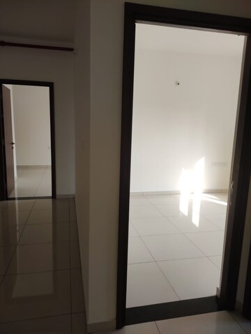 Room in 3 BHK Apartment at Vajram Newtown, Thanisandra Main Road – for Sale