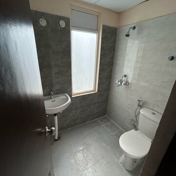 Bathroom in 2 BHK Apartment at Amrapali Dream Valley, Amrapali Dream Valley – for Sale