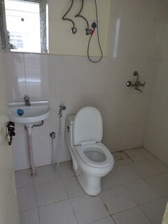 2 BHK Apartment For Sale in Pyramid Heights