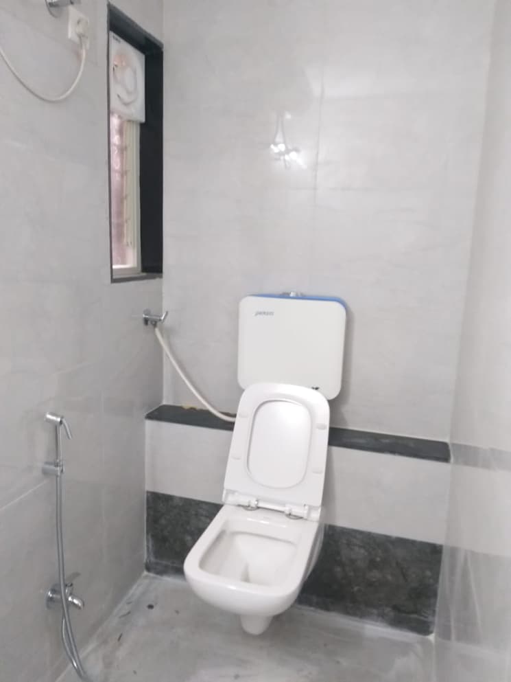 Attached Bathroom, rambaug colony 2 Bedroom 1012 Sq.Ft. Apartment In Rambaug Colony Pune 9604428
