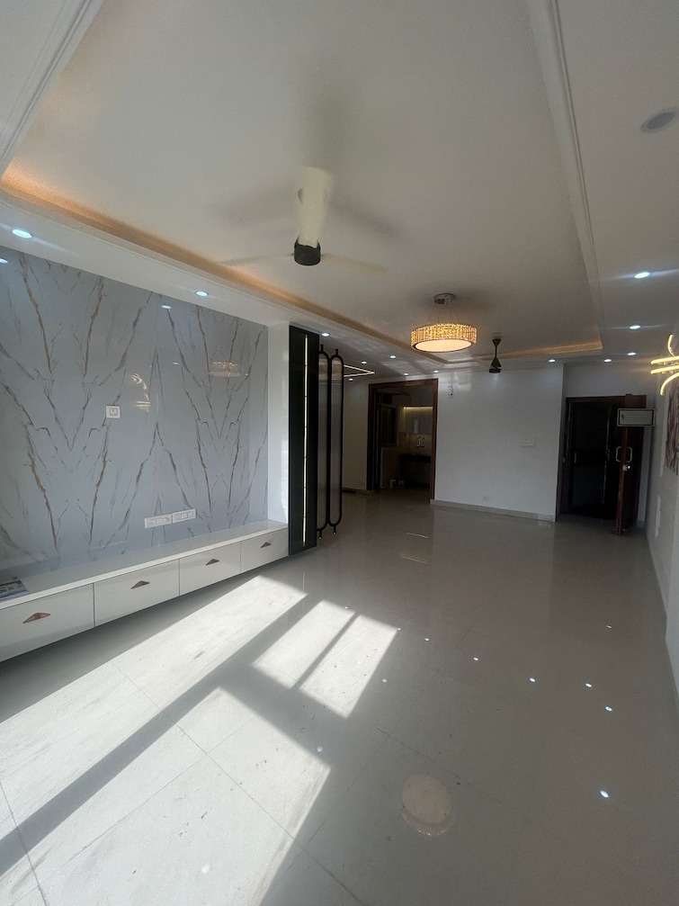 Cover Image, sector 19b dwarka 3 Bedroom 1850 Sq.Ft. Apartment In Sector 19b Dwarka Delhi 9604430