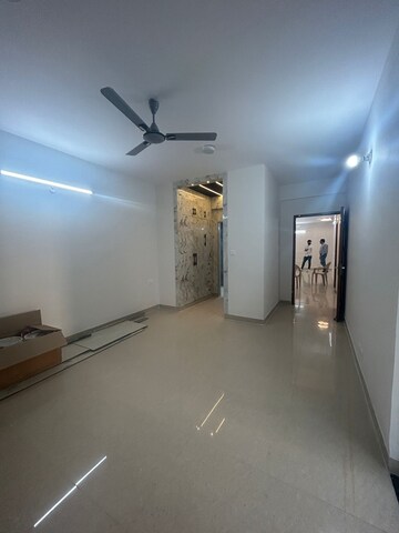 Room in 3 BHK Apartment at Sector 19b Dwarka – for Rent