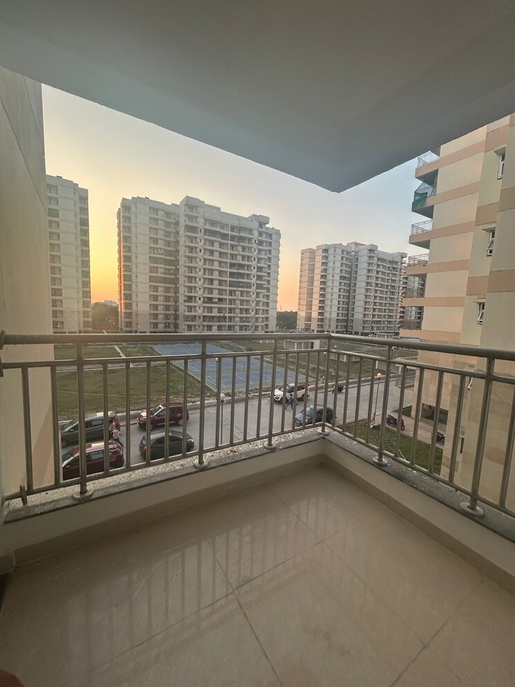 Balcony, sector 19b dwarka 3 Bedroom 1850 Sq.Ft. Apartment In Sector 19b Dwarka Delhi 9604430