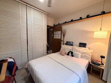 Bedroom in 2 BHK Apartment at Bandra West – for Rent