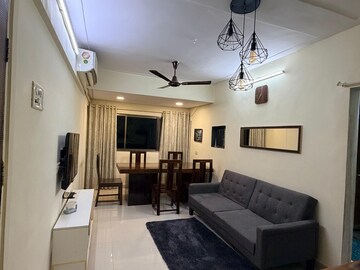 2 BHK Apartment For Rent in Malad West