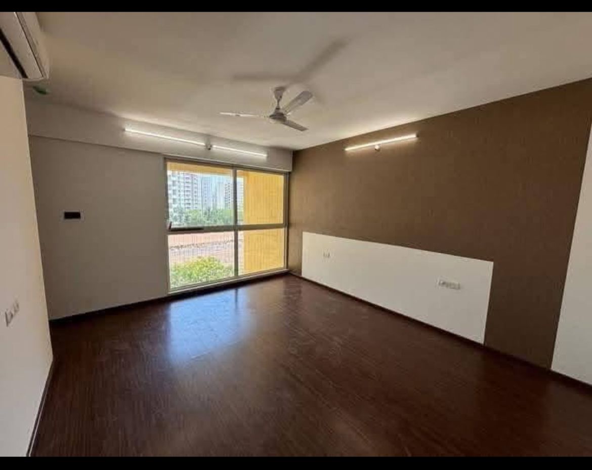 2 BHK + Extra Room 900 Sq.Ft. Apartment in Ganga Platino