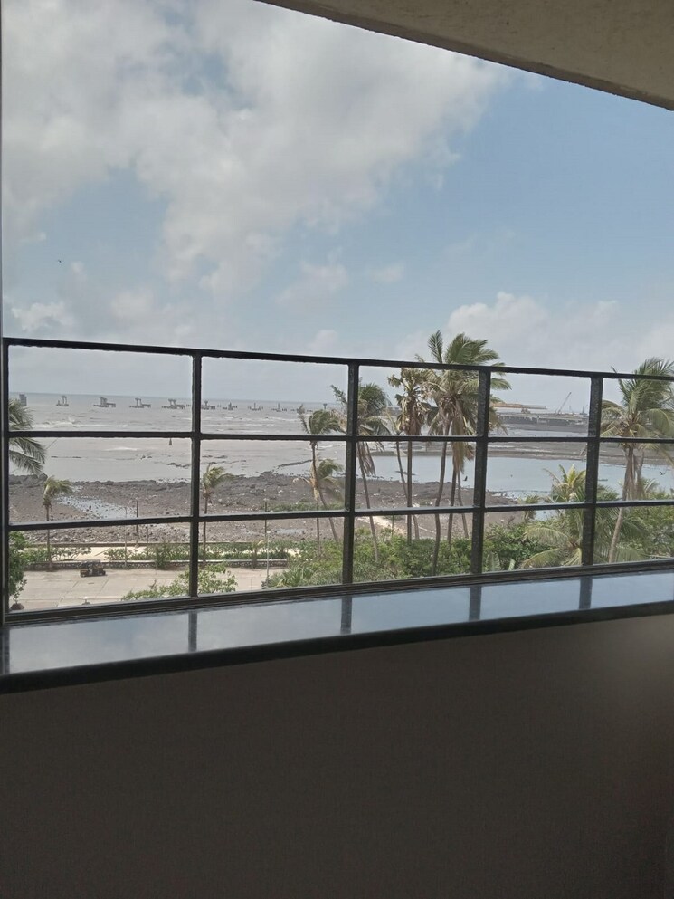 Balcony, bandra west 2 Bedroom 700 Sq.Ft. Apartment In Bandra West Mumbai 9604434