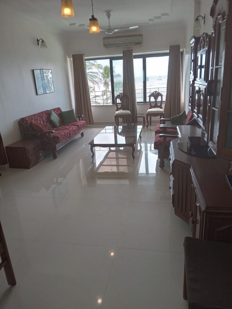 Living Room, bandra west 2 Bedroom 700 Sq.Ft. Apartment In Bandra West Mumbai 9604434