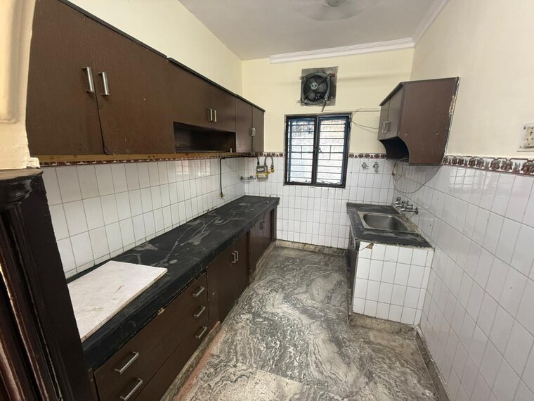 Kitchen, dwarka 3 Bedroom 1500 Sq.Ft. Apartment In Dwarka Delhi 9604508