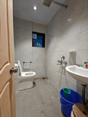 Bathroom in 1 BHK Apartment at Bandra West – for Rent