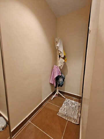  1 BHK Apartment at Bandra West – for Rent