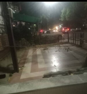 2 BHK Villa For Rent in Aliganj