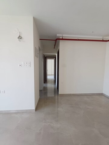 Room in 2 BHK Apartment at Acme 36 Allure, Goregaon West – for Rent