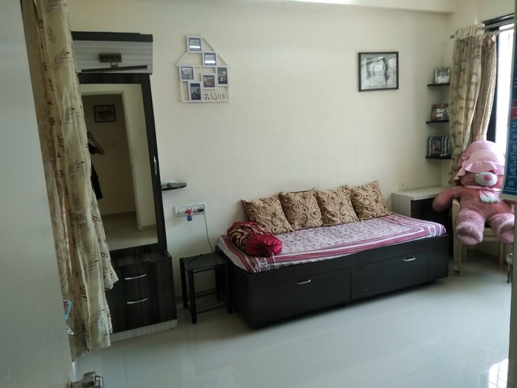 Living Room, karan-palms 2 Bedroom 972 Sq.Ft. Apartment In Warje Pune 9604487