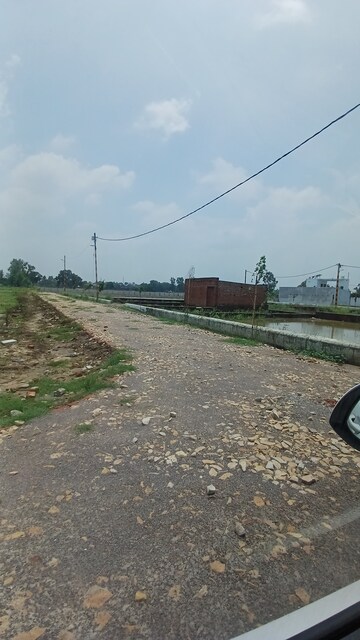  Land For Sale in Naubasta Kala