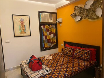 Bedroom in 2 BHK Builder Floor at Saket – for Rent