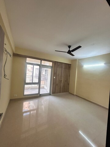 Room in 4 BHK Apartment at Sector 19 Dwarka – for Sale