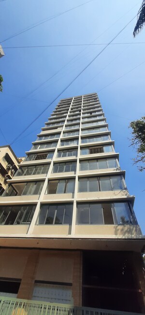 3 BHK Apartment For Rent in Khar West