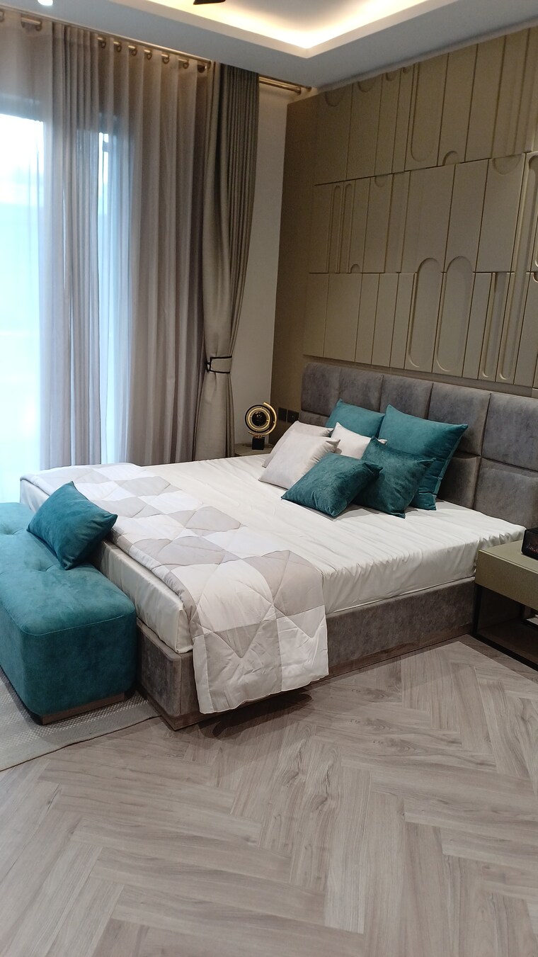 Bedroom, oro-constella 4 Bedroom 2485 Sq.Ft. Penthouse In Sushant Golf City Lucknow 9604576