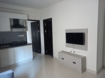 Room in 1 BHK Apartment at Halasuru – for Rent