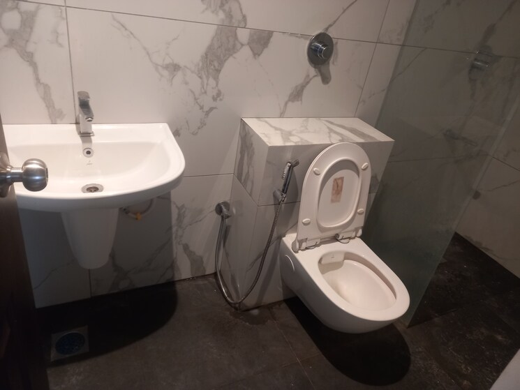 Bathroom, halasuru 1 Bedroom 540 Sq.Ft. Apartment In Halasuru Bangalore 9604587