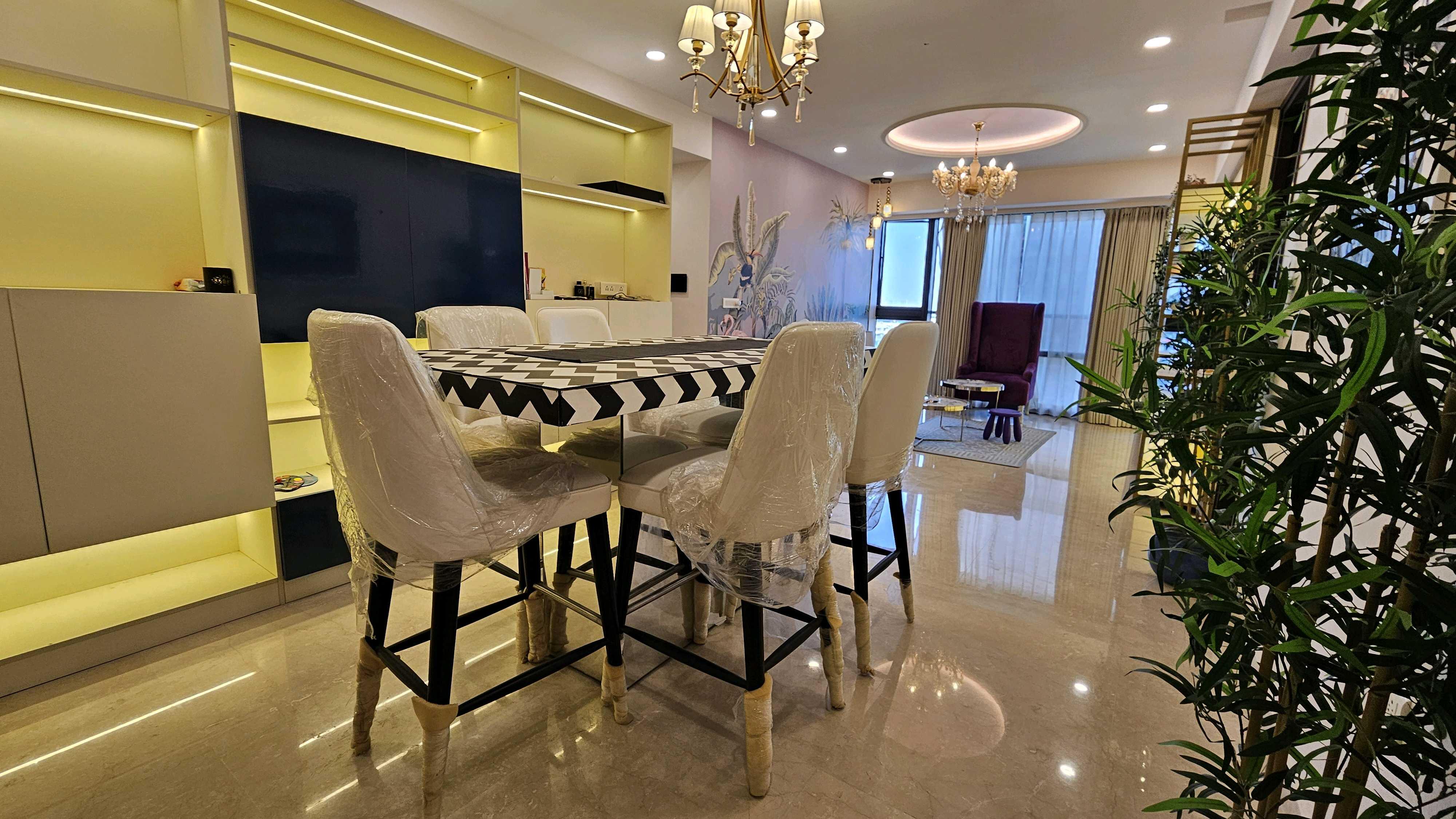 4 BHK + Servant Room Apartment For Rent in Lodha The Park