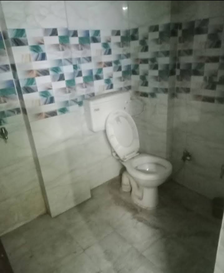 1 BHK + Study Room Independent House For Rent in Aliganj