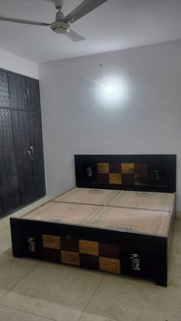 Cover Image, sector 5 dwarka 4 Bedroom 2000 Sq.Ft. Apartment In Sector 5 Dwarka Delhi 9604569