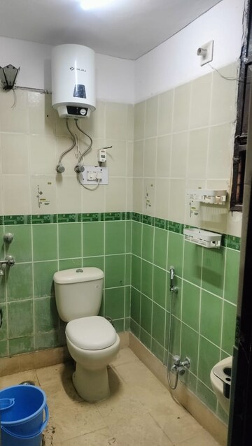 Bathroom in 4 BHK Apartment at Sector 5 Dwarka – for Rent