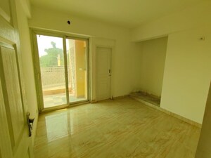 Room in 4 BHK Builder Floor at Migsun Vilaasa, Eta Ii Greater Noida – for Rent