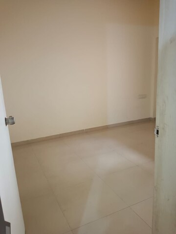 Room in 3 BHK Apartment at Essentia CHS, Rahatani – for Rent