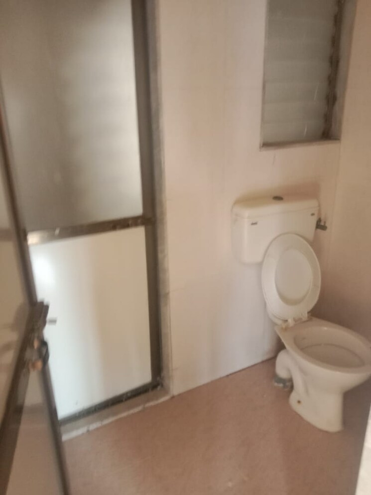 Bathroom, manas-anand 1 Bedroom 320 Sq.Ft. Apartment In Ghodbunder Road Thane 9604598