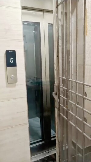 Building Lobby in 2 BHK Builder Floor at Sector 7 Dwarka – for Rent