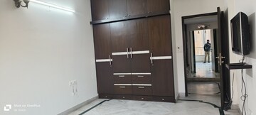 Room in 4 BHK Apartment at Sector 18a Dwarka – for Rent