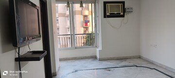 Room in 4 BHK Apartment at Sector 18a Dwarka – for Rent