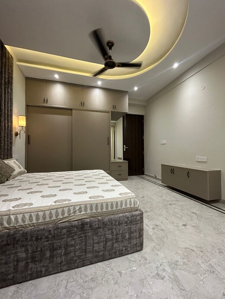 Master Bedroom, vip road 3 Bedroom 130 Sq.Yd. Apartment In Vip Road Zirakpur 9604634