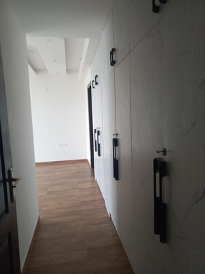 3 BHK Apartment For Rent in Omaxe Royal Residency Faridabad, Sector 79