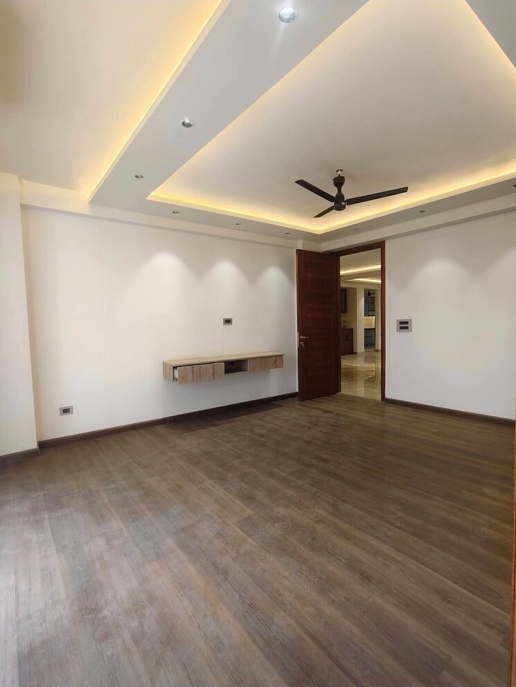 Room, signature-global-sarvam 3 Bedroom 1800 Sq.Ft. Apartment In Sector 37d Gurgaon 9604694