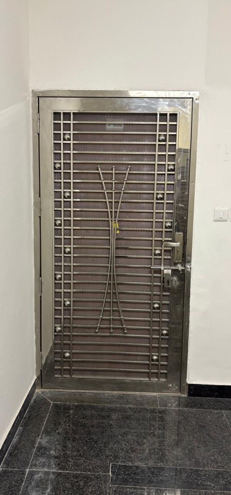 undefined, sector 4 dwarka 3 Bedroom 1300 Sq.Ft. Apartment In Sector 4 Dwarka Delhi 9604651