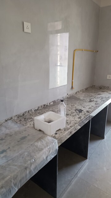 Bathroom in 3 BHK Apartment at Metro Saraswati Heights, Mulund West – for Rent