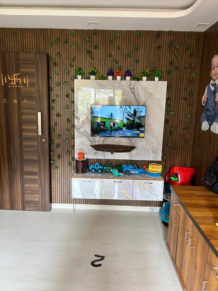 Room, ghatkopar east 1 Bedroom 500 Sq.Ft. Apartment In Ghatkopar East Mumbai 9604661