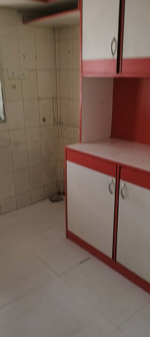 Room in 2 BHK Apartment at Sam Society, Naupada – for Rent