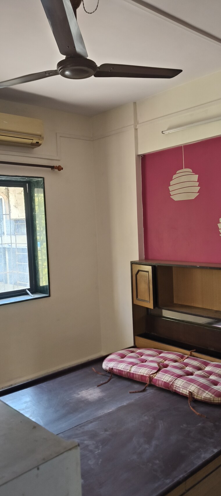 Room, sam-society 2 Bedroom 650 Sq.Ft. Apartment In Naupada Thane 9604686