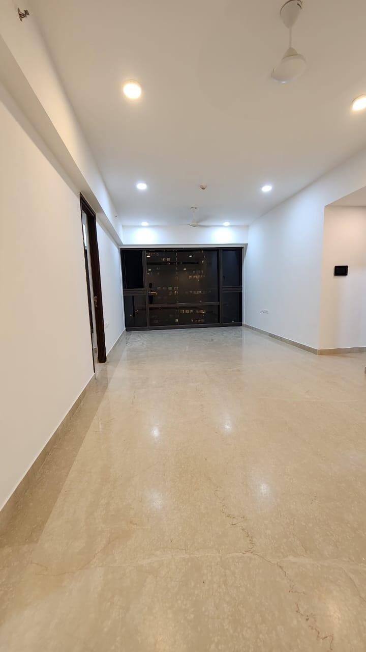 4 BHK + Pooja Room Apartment For Rent in Lodha The Park