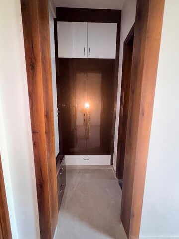 Furnished Amenities in 3 BHK Builder Floor at RPS Palm Drive, Sector 88 – for Sale