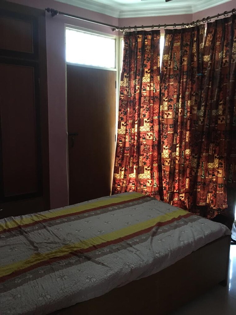 Bedroom, sector 23 dwarka 2 Bedroom 1320 Sq.Ft. Apartment In Sector 23 Dwarka Delhi 9604716