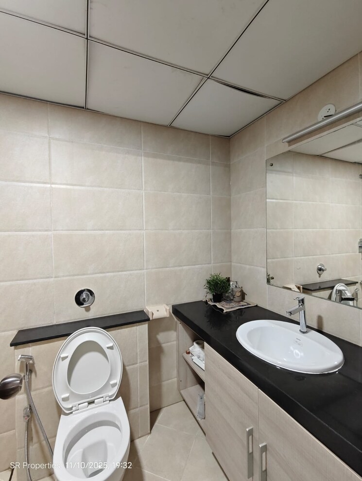 Bathroom, hsr layout 2 Bedroom 1300 Sq.Ft. Builder Floor In Hsr Layout Bangalore 9604759